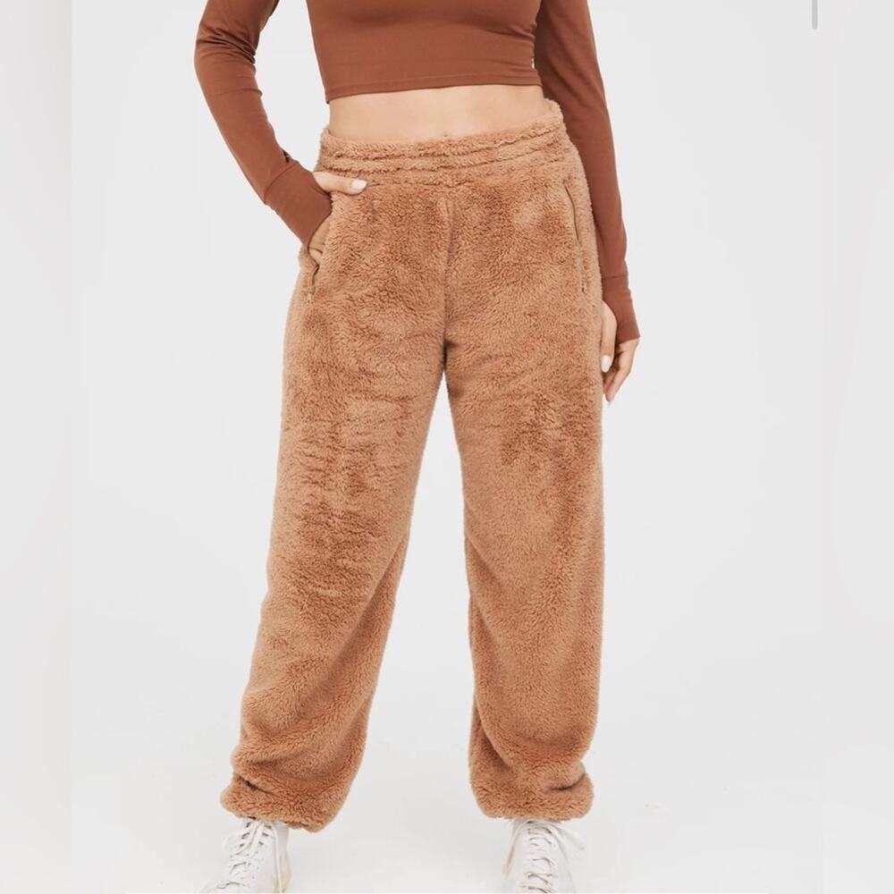 aerie Offline Sherpa Teddy Jogger Pants Soft Cozy Pockets Size XL - Picture 1 of 11